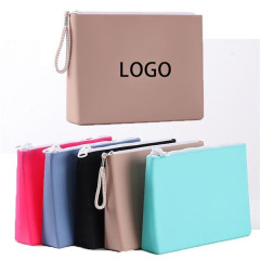 Silicone cosmetic bag