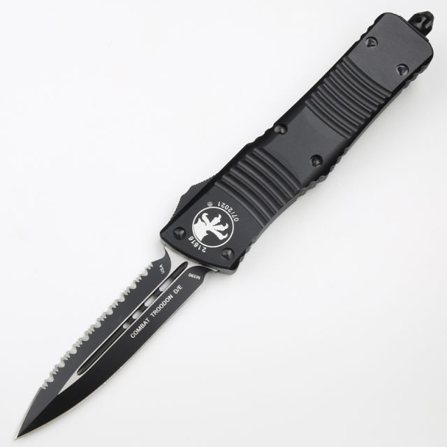 Microtech Combat Troodon Toothed edge AUTO Knife