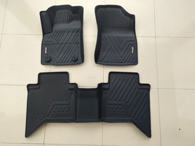 Custom Car Accessories Car Floor Mat for Hilux
