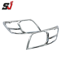 Factory Direct Chrome Body Kit for Toyota Hilux 2016