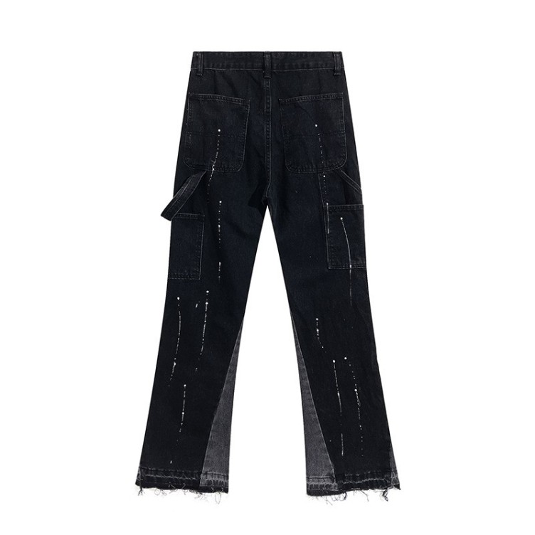 Splash dots embellished with trendy jeans