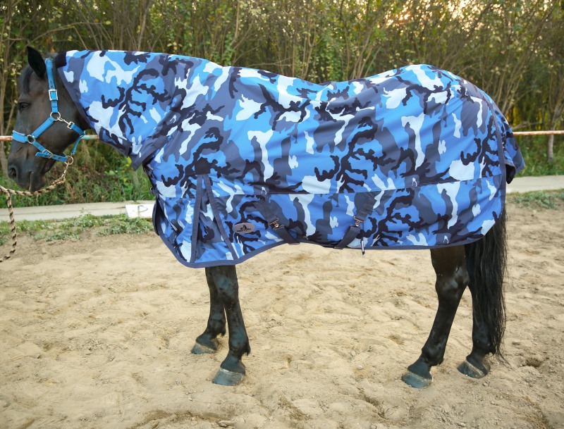 600D COMBO WINTER TURNOUT RUG, 280G POLYFILLING (Blue Camouflage)