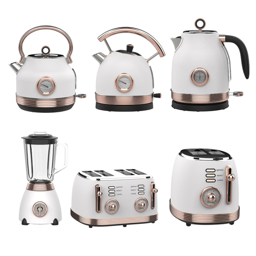 Retro toaster and kettle set