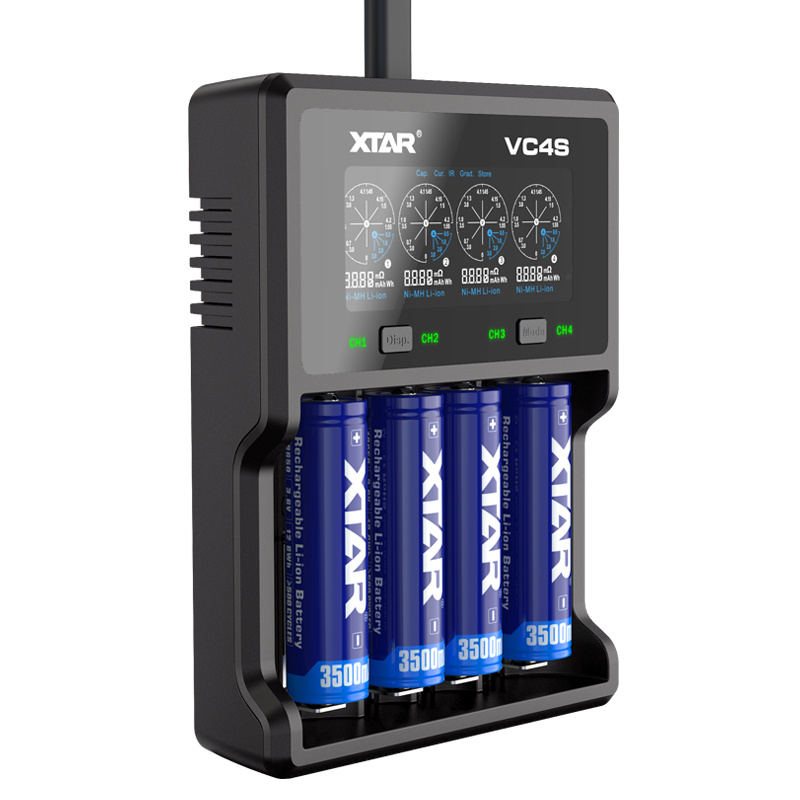 XTAR VC4S QC3.0 Fast Charger
