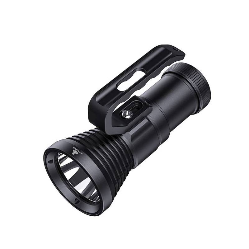 XTAR D28 3600: Narrow beam Diving Flashlight