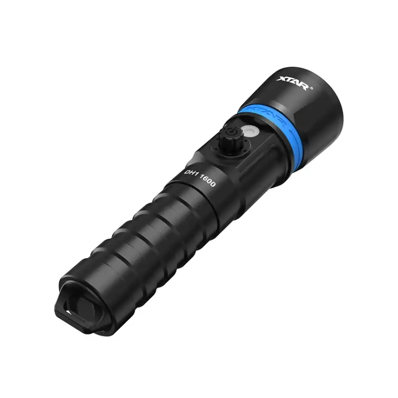 XTAR Hunter DH1 1600 Lumens Dive Light