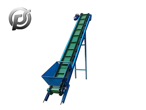 Revolutionizing Industries: The Role of Industrial Conveyor Belts