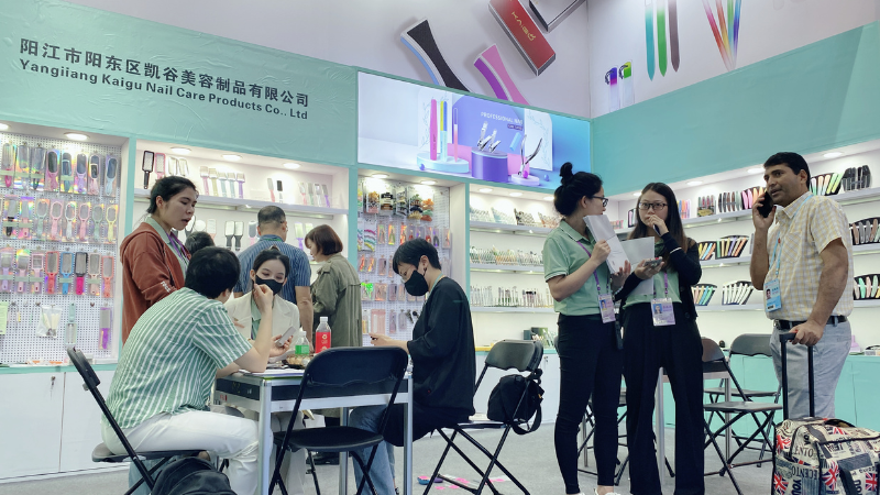 kaigu beauty at the canton fair