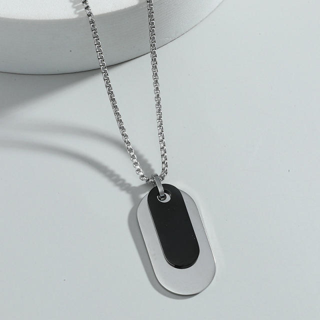 Stainless steel dog tag pendant mens necklace