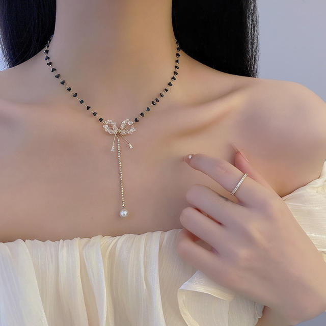 Black crystal beads diamond bow choker necklace