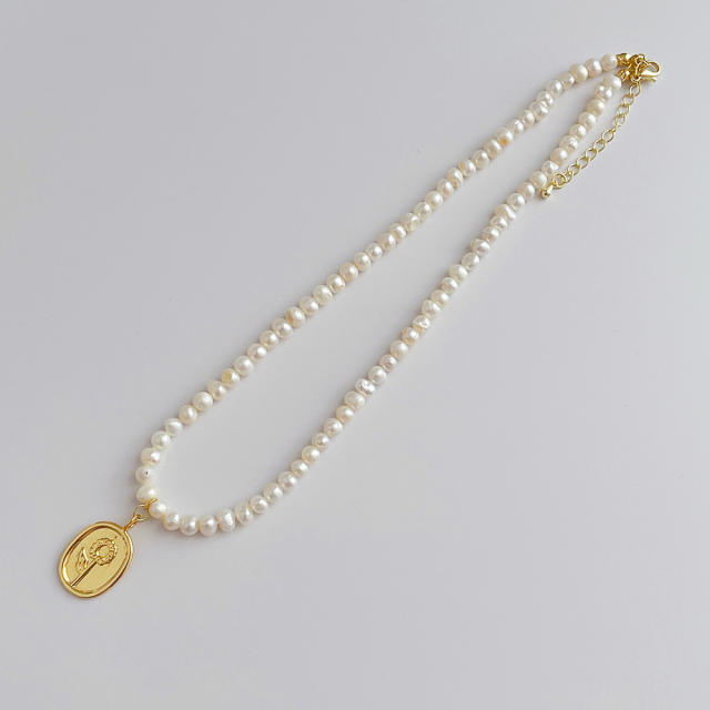 Korean fashion baroque pearl rose flower pendant necklace