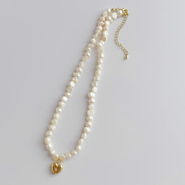 Fashion Baroque freshwater pearl necklace