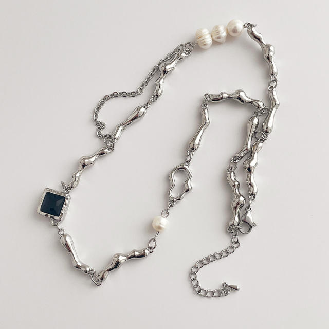 Fashion metal chain pearl necklace