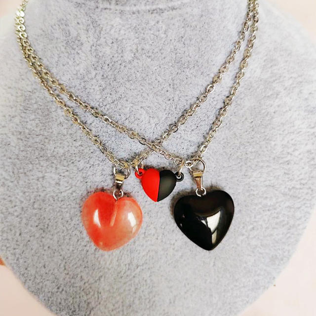 Amazon hot sale magnetic heart natural stone pendant couple necklace