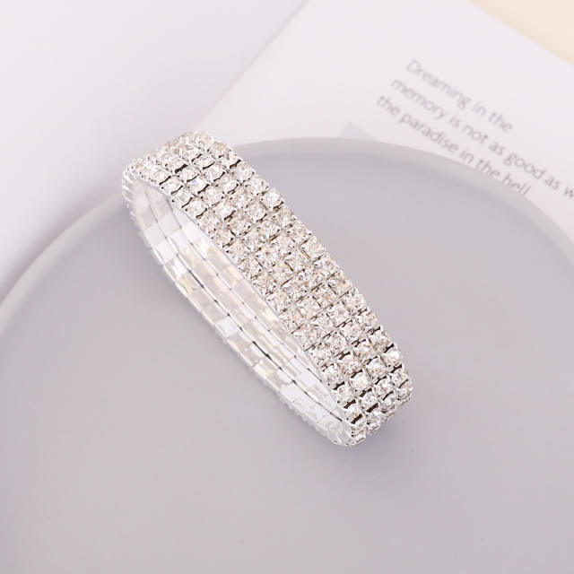 Diamond bangle for bridal