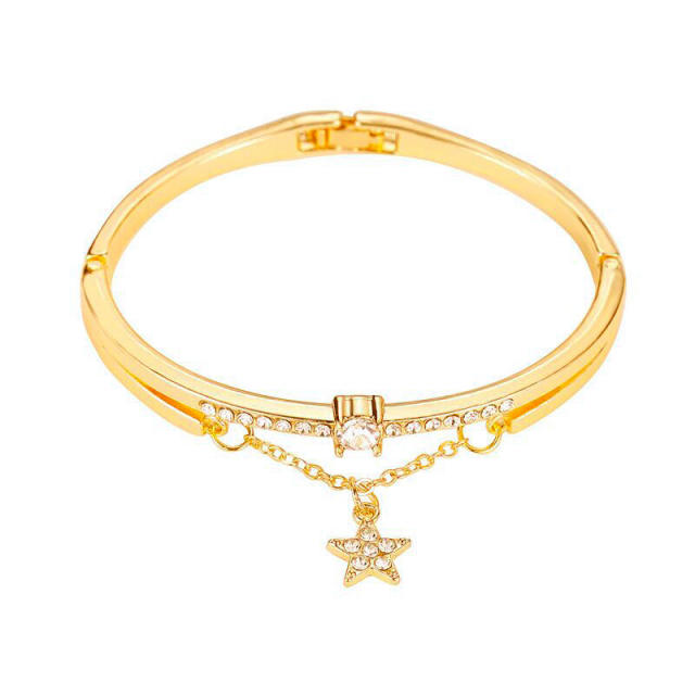 Five-pointed star inlaid rhinestone charm bangle