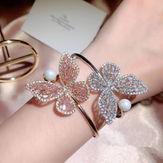 Butterfly bangle bracelet inlaid cubic zirconia