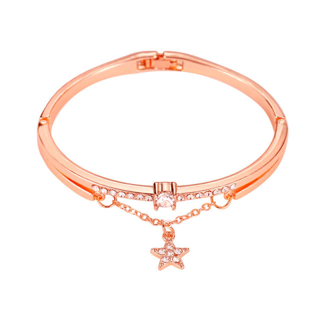 Five-pointed star inlaid rhinestone charm bangle