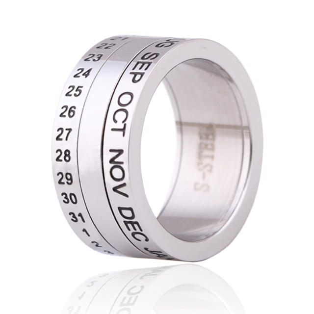 Rotatable titanium steel ring