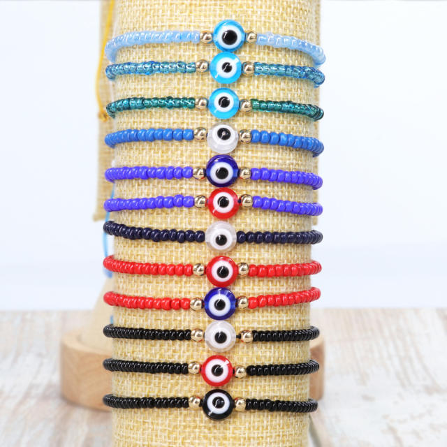 Evil eye seed bead bracelet