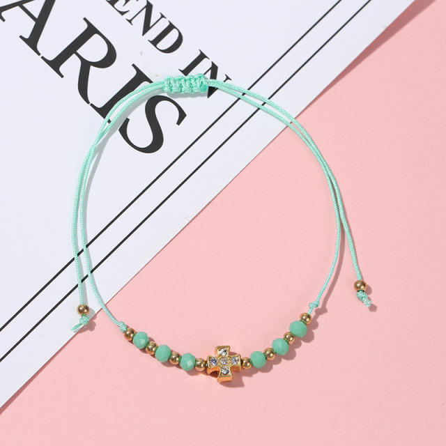 Cross bead string bracelet