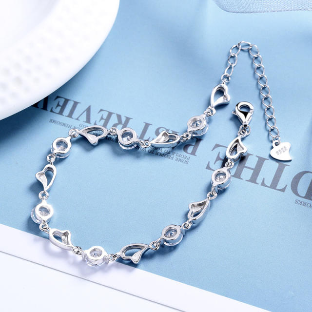 Sterling silver heart chain bracelet