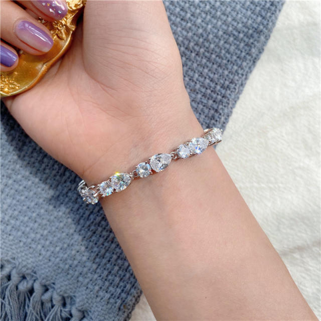 Cubic zirconia diamond bracelet