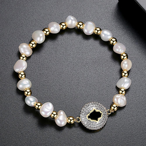 Fresh wather Pearl with AAA+ cubic zirconia bracelet