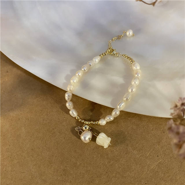 Baroque pearl bead bracelet
