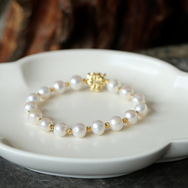 Natural pearl bead bracelet