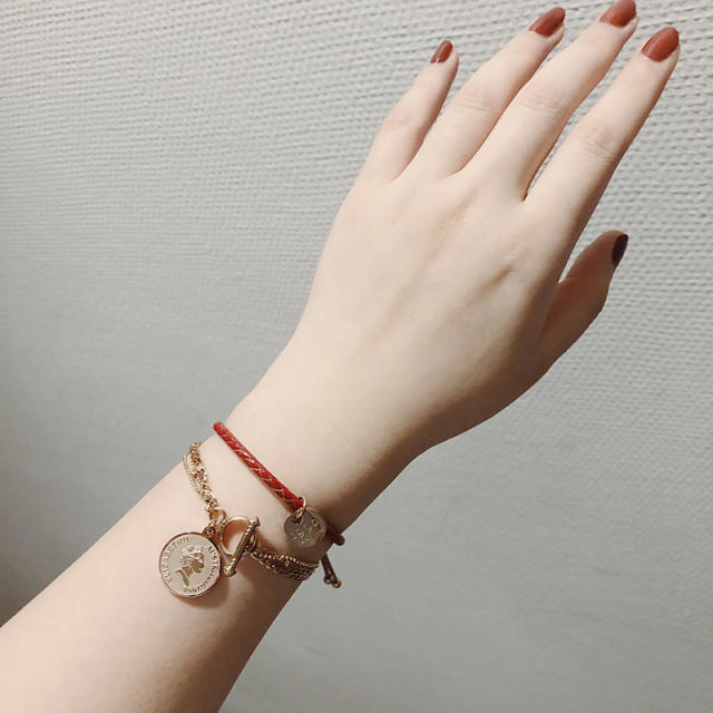 Coin charm toggle chain bracelet