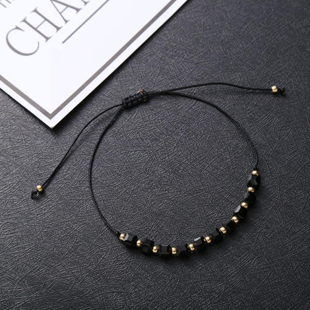 Crystal beads string bracelet