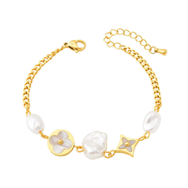 Pearl chain bracelet