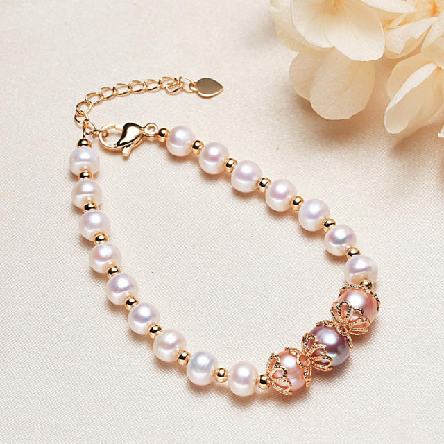 Freshwater baroque pearl bracelet