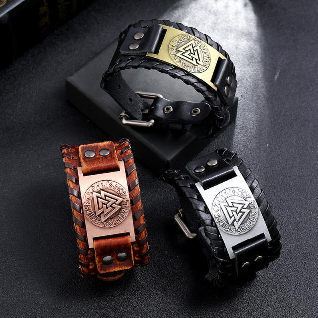 Belt buckle leather cuff bracelet