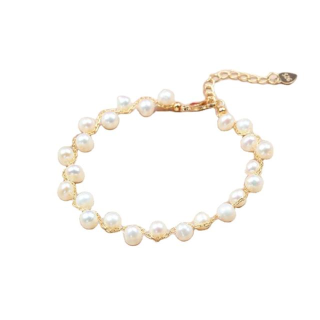 Freshwater pearl bracelet