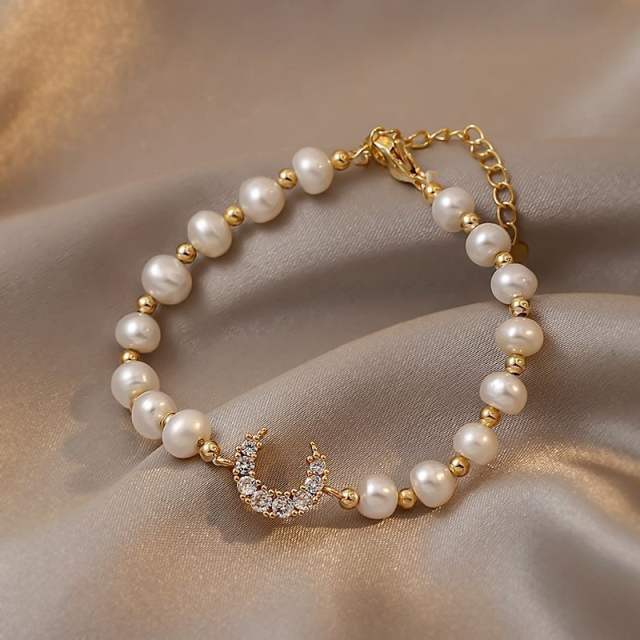 Natural pearl bracelet