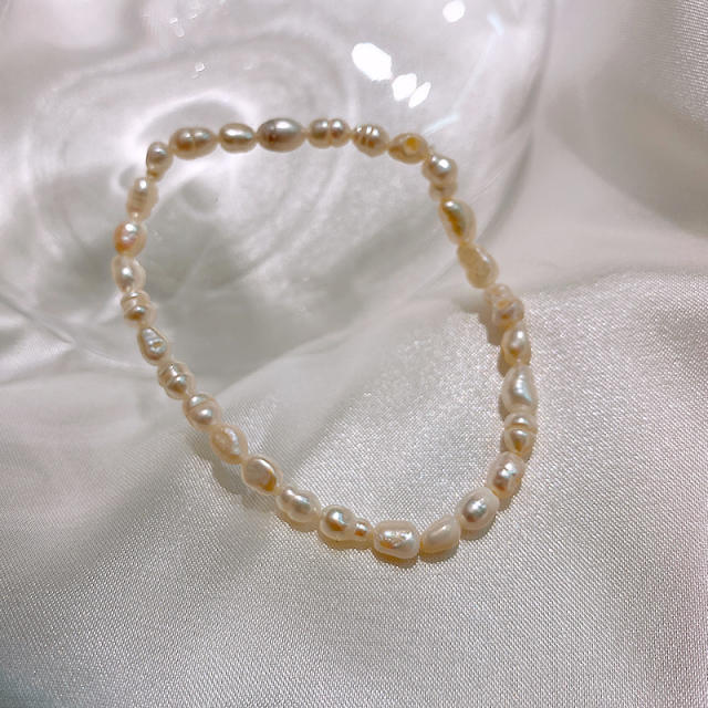 Natural pearl bracelet