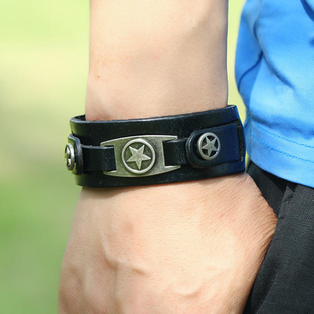 Five-pointed star belt buckle leather cuff bracelet