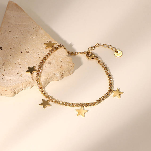 Fashionable Golden pentagram tassel pendant chain bracelet