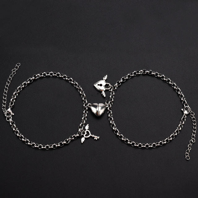 Magnetic heart key stainless steel chain bracelet