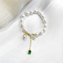 Pearl charm bracelet