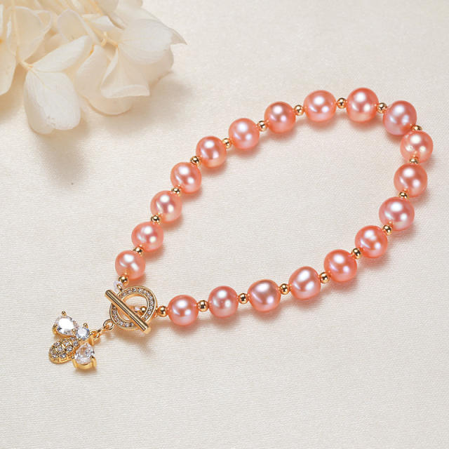 Bee charm freshwater pearl toggle bracelet