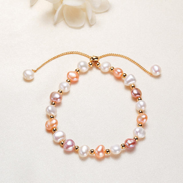 Freshwater baroque pearl bracelet