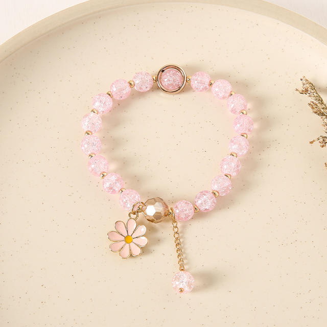 Daisy pendant crystal beads bracelet