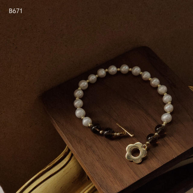 Natural pearl crystal toggle bracelet