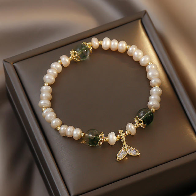 Whale tail charm natural pearl crystal bracelet