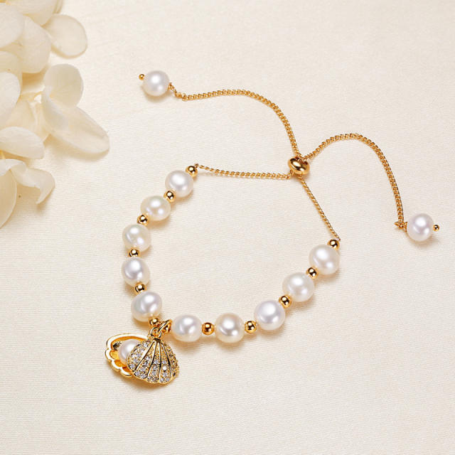 Shell charm freshwater baroque pearl bracelet