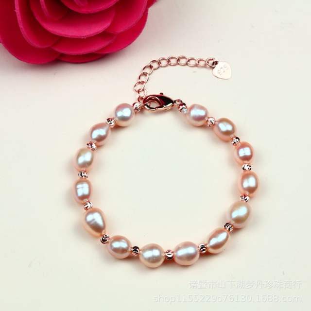 Freshwater pearl bracelet