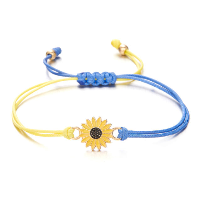 Creative color matching Ukraine bracelet macrame bracelet